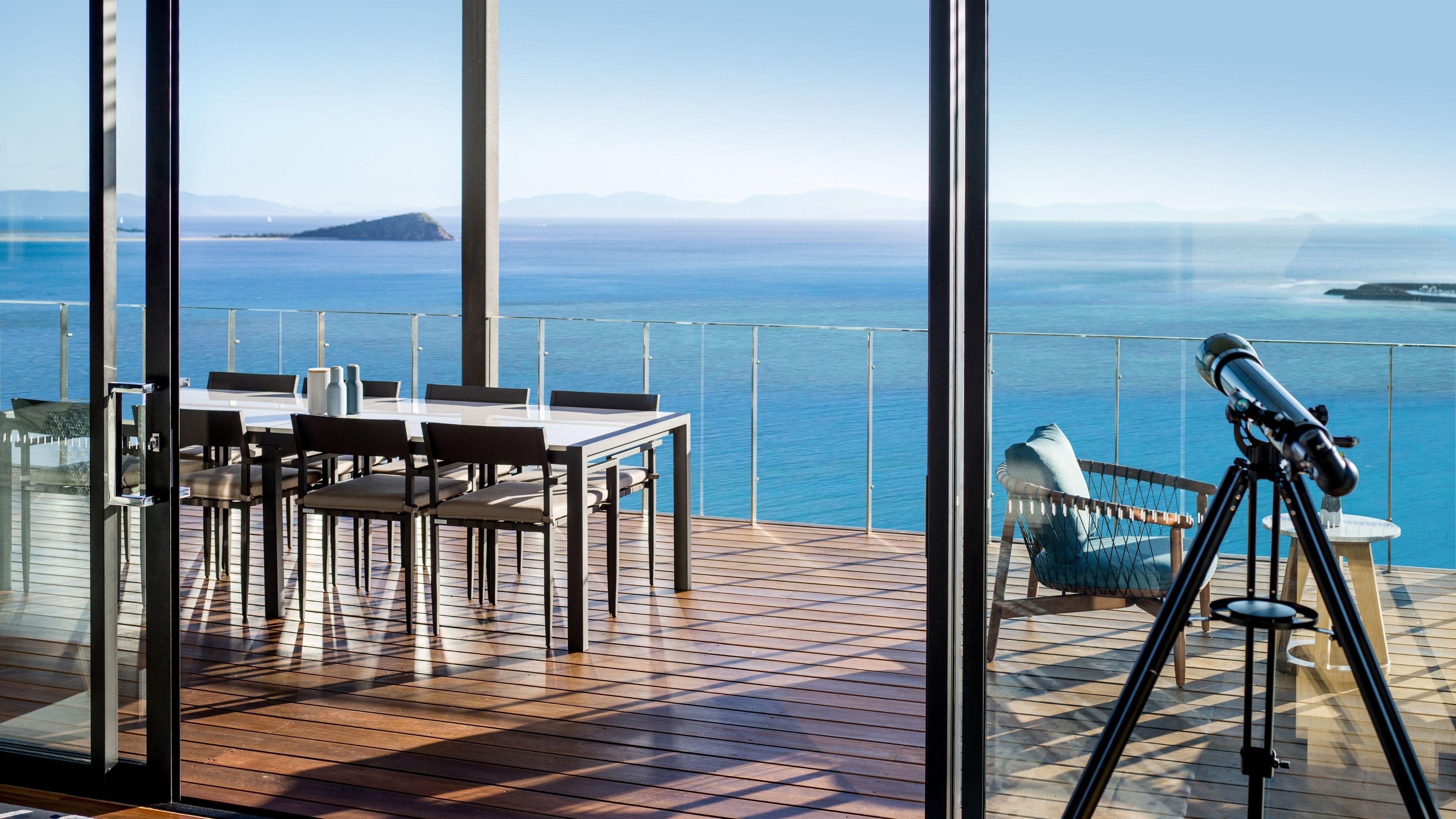 Intercontinental Hayman Great Barrier Reef 5*